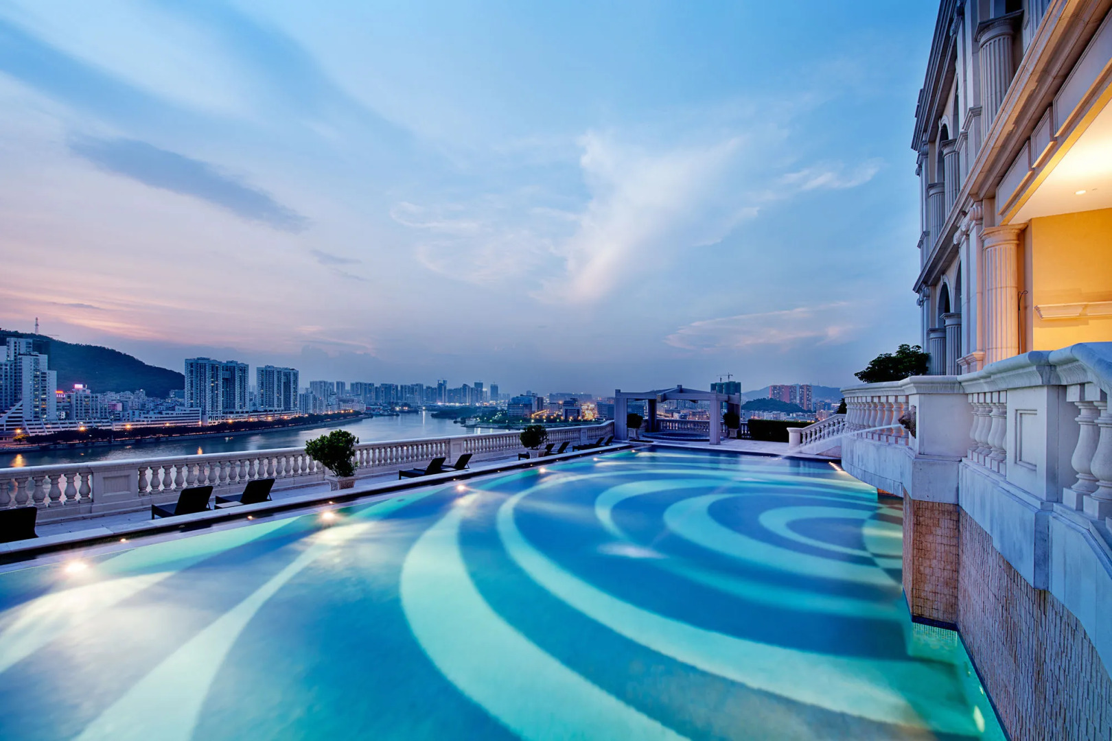 Sofitel Macau At Ponte 16