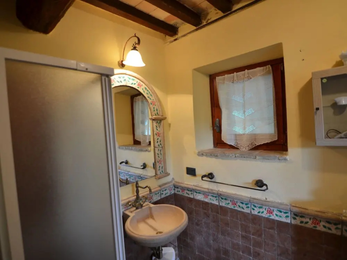 Beautiful Villa With Private Swimming Pool, Garden and Panoramic View 10-5