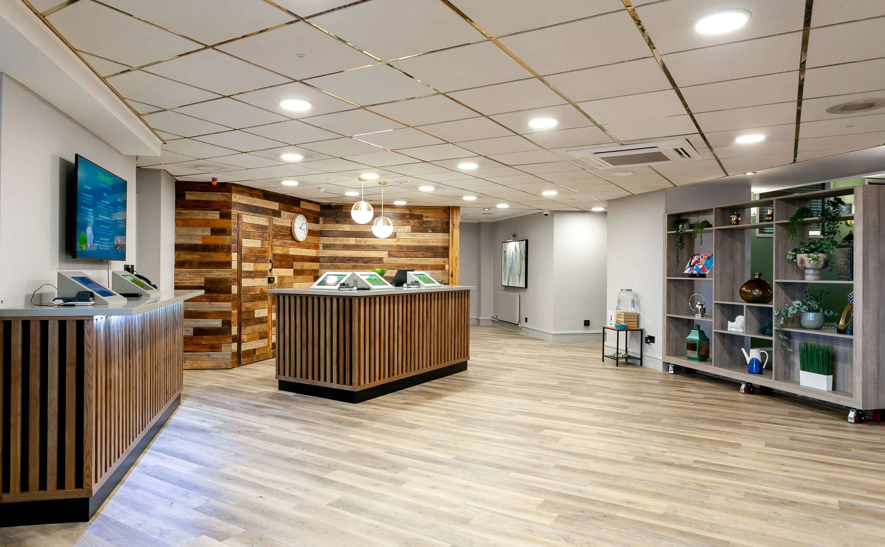 Cedar Court Huddersfield