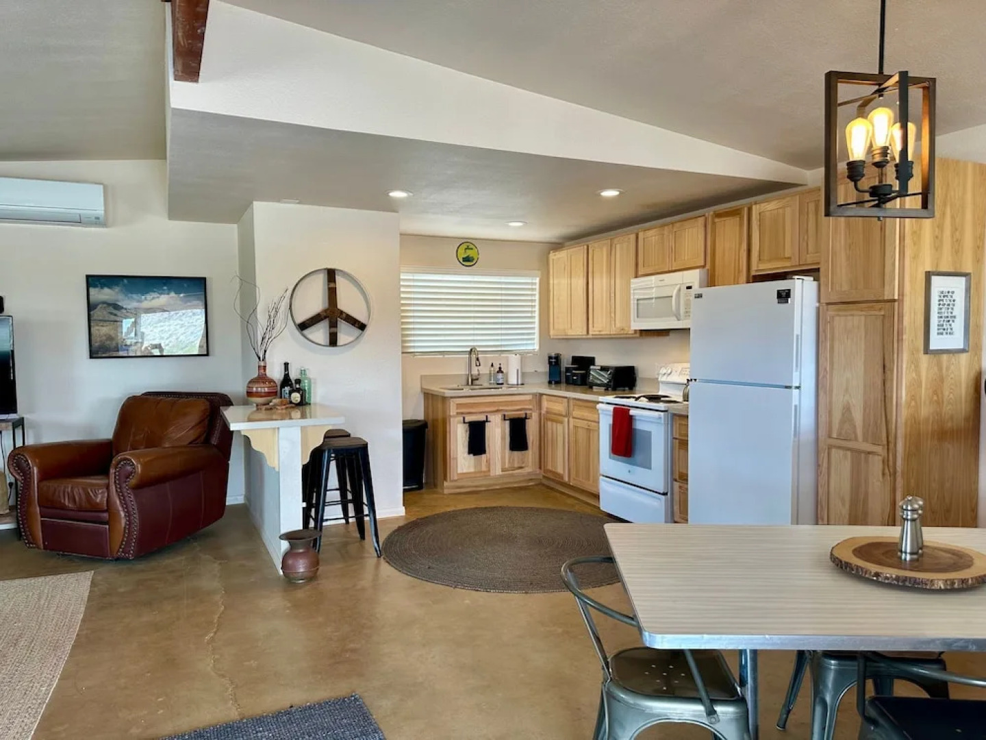 Spy Mountain Hideaway On 5 Acres W/ Hot Tub & Privacy! 1 Bedroom Home by RedAwning