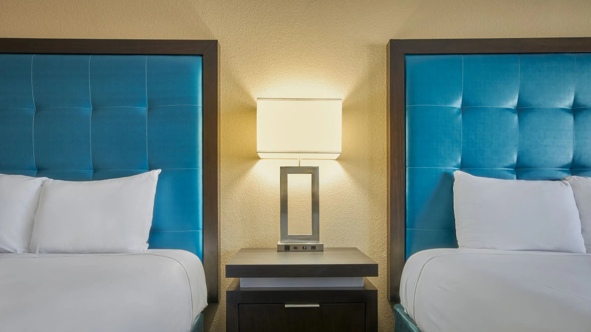 Tropicana Laughlin - A Caesars Rewards Destination