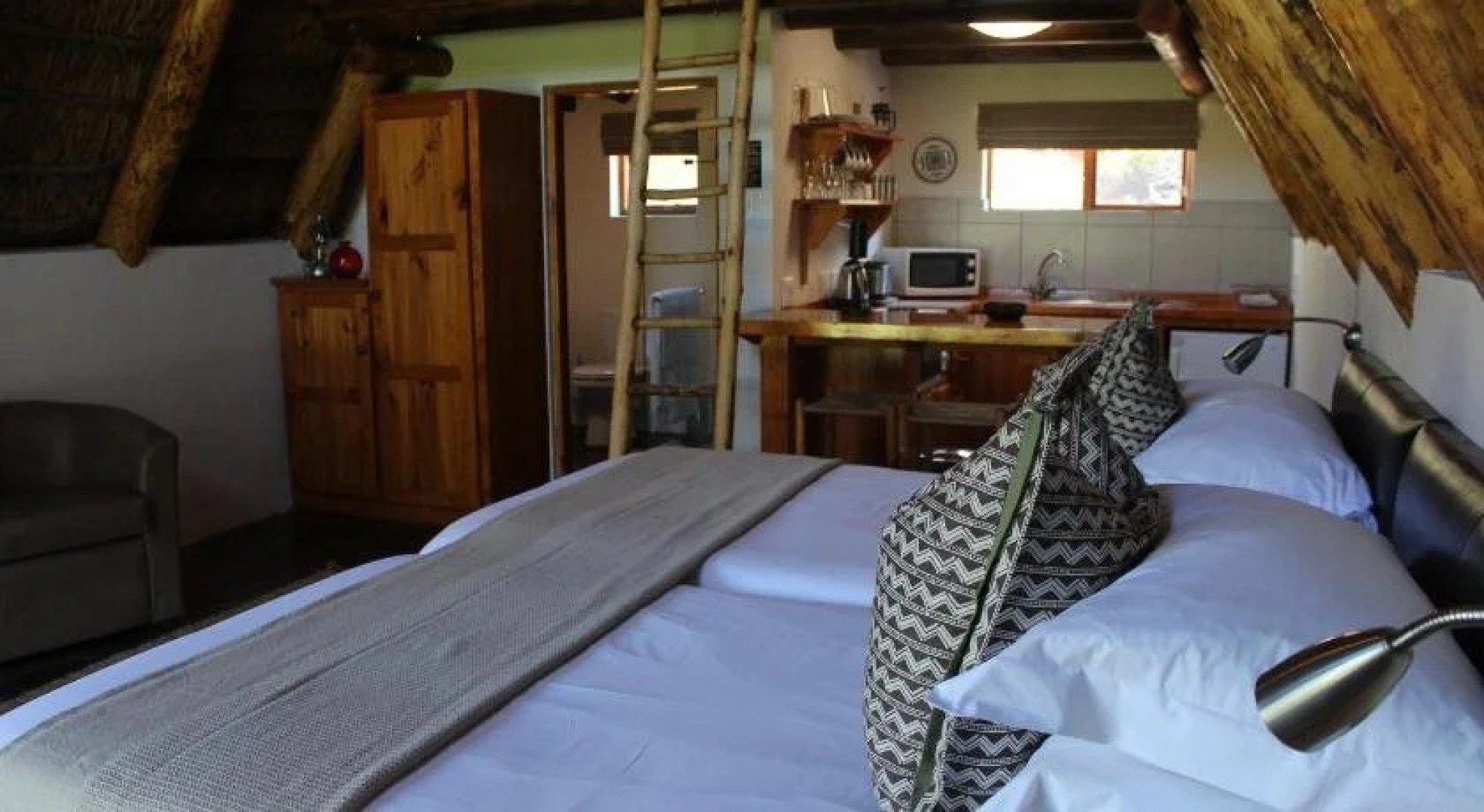 Ko-Ka Tsara Bushcamp