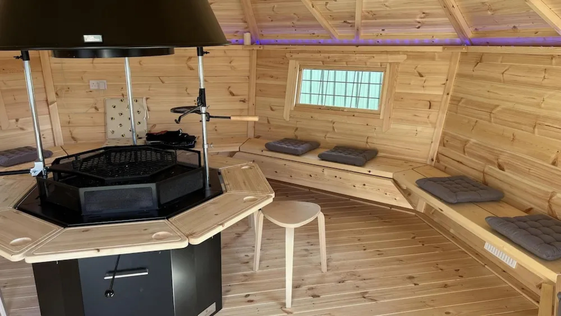 Beautiful, Private Farm Cottage in Anglesey