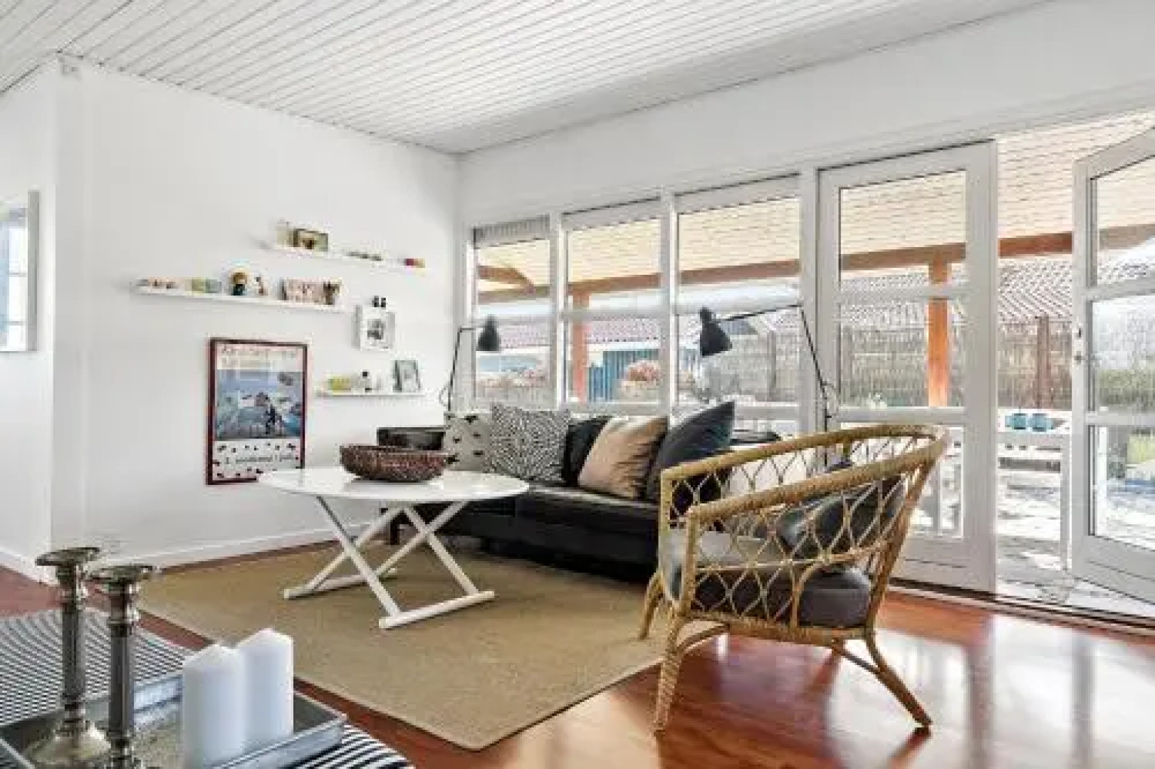 Anemone 26 Holiday House