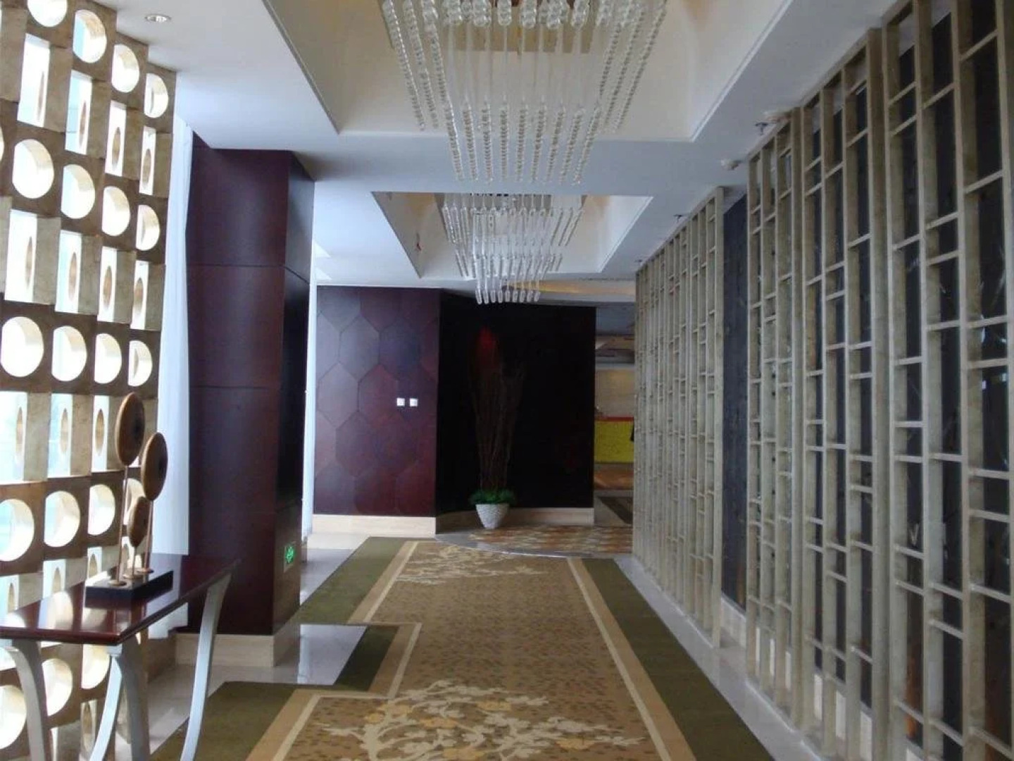 Wenjing International Hotel