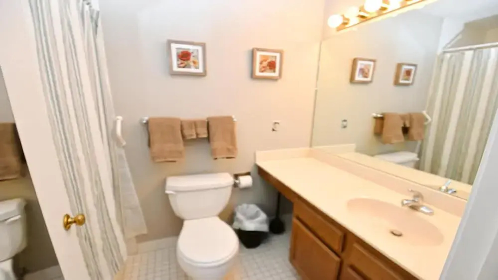2 Br 2 b Condo at Unv of Notre Dame Short and Long Term Stays Welcome ND Football A5