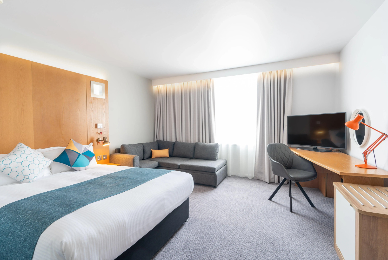 Holiday Inn Bournemouth by IHG