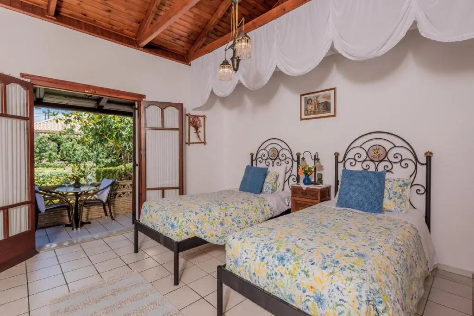 Garden Village Hotel