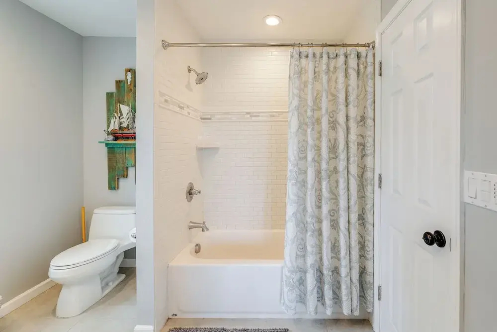 Waterfront Cottage w/ Private Dock in Ocean Pines!