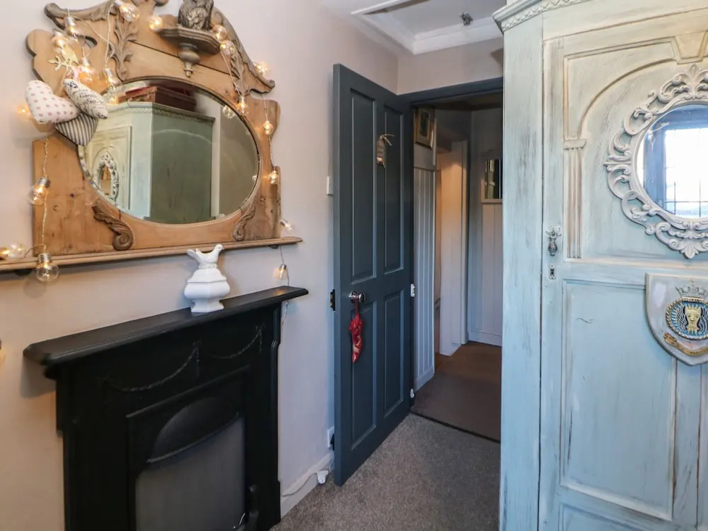 The Old Clock Makers