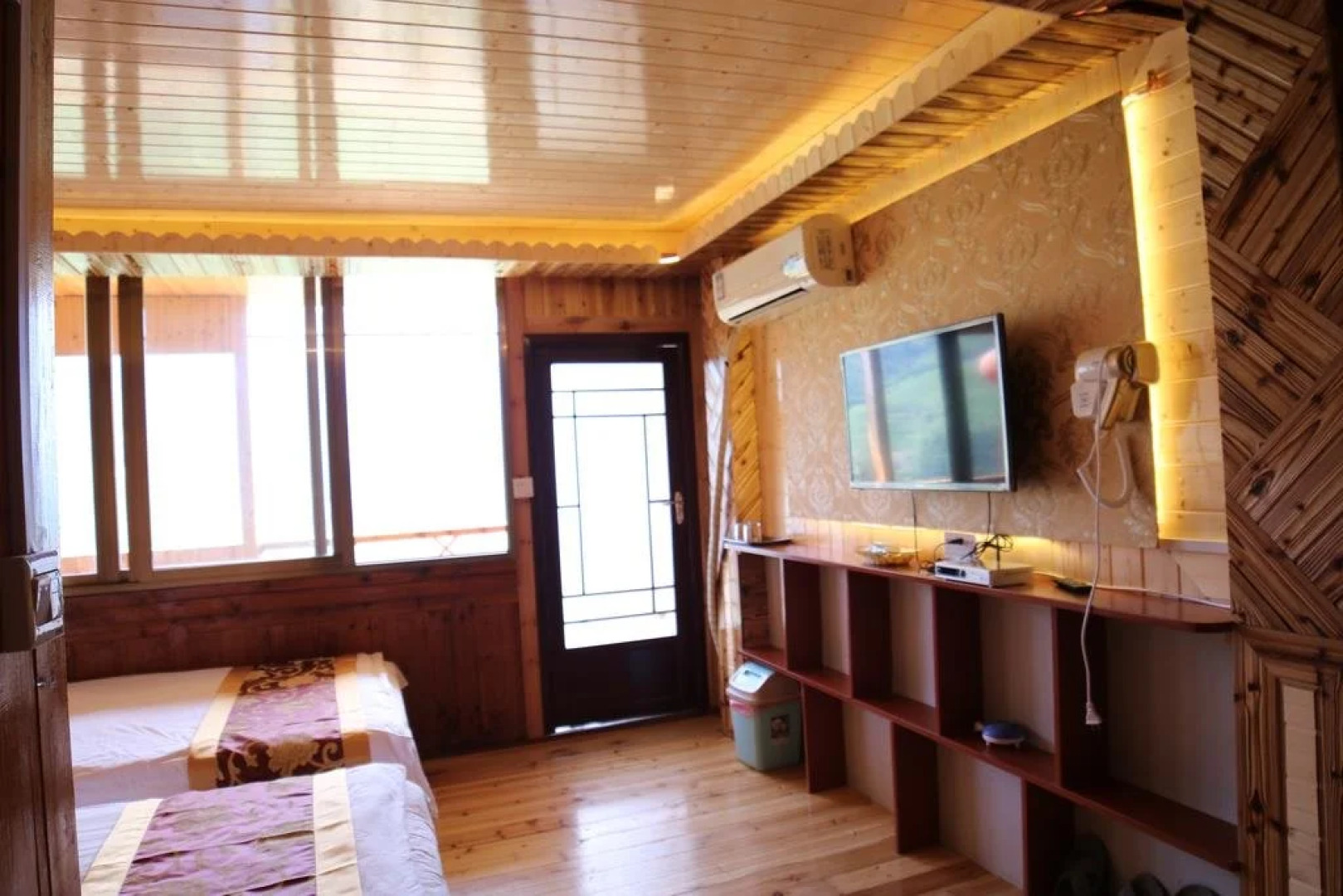 Longsheng Jinkeng Hotel