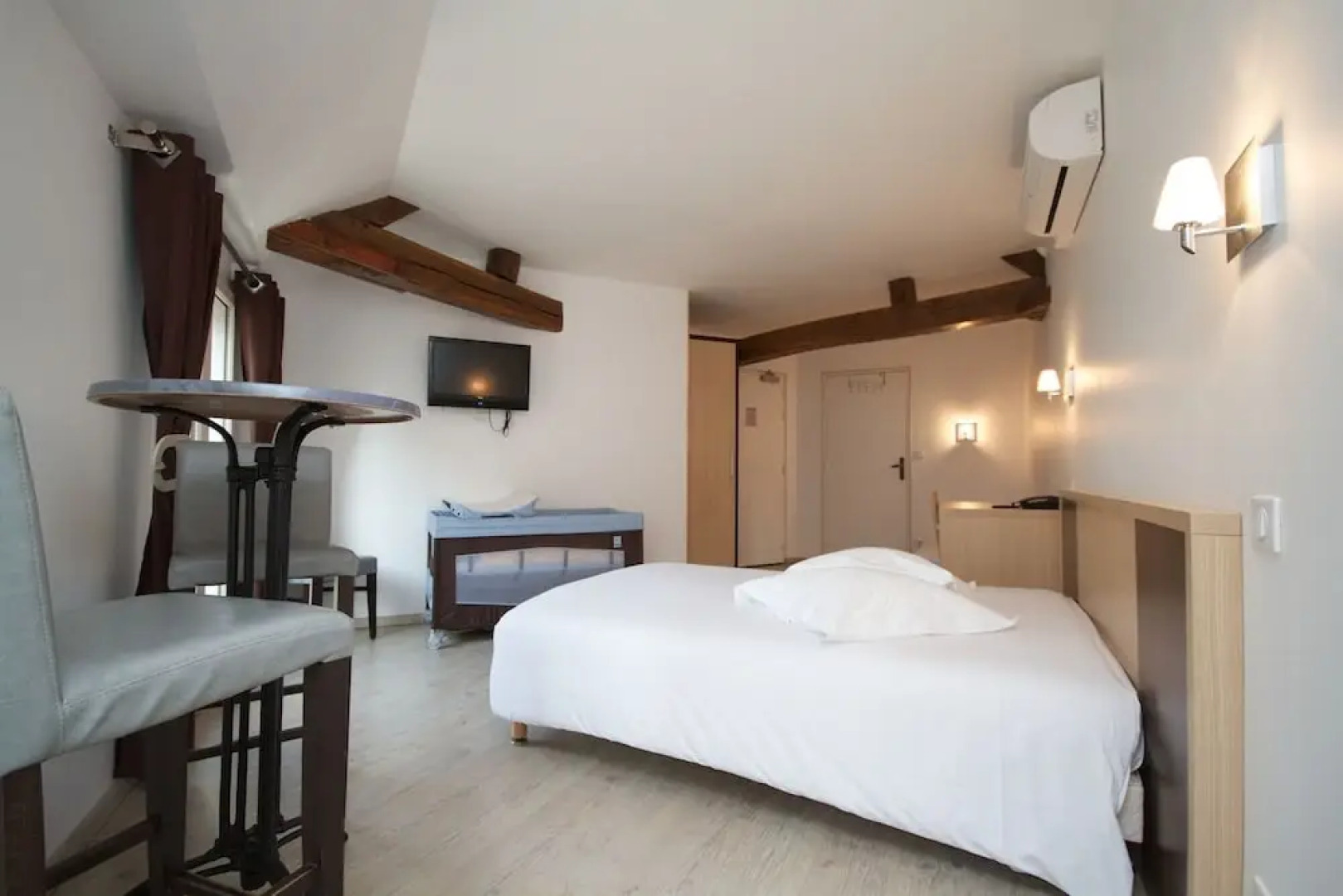 Hôtel Le Magellan dEpernay