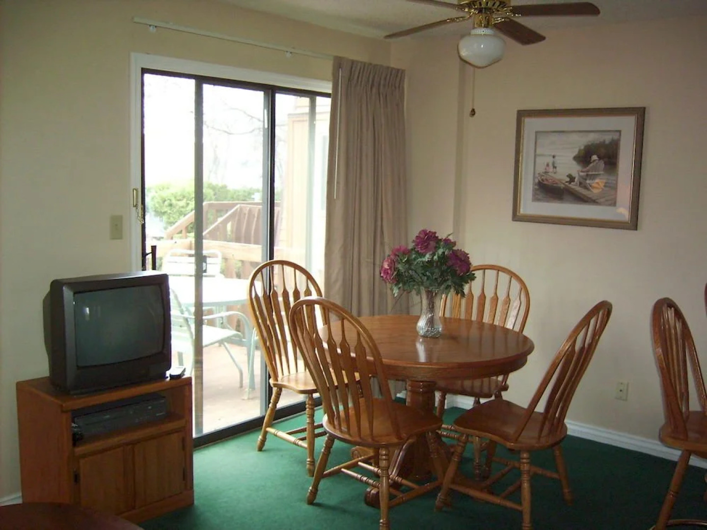 Village West Resort & Hotel