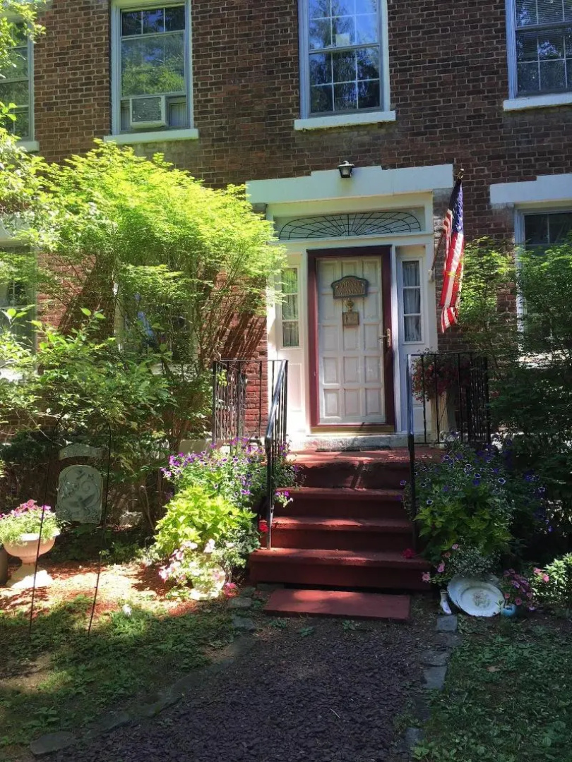 The Pratt Smith House B&B