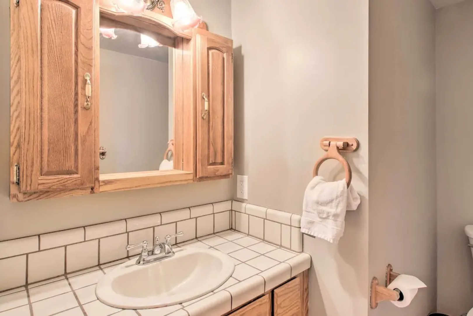 Idyllic Frazier Park Cabin: Views, Pool Table