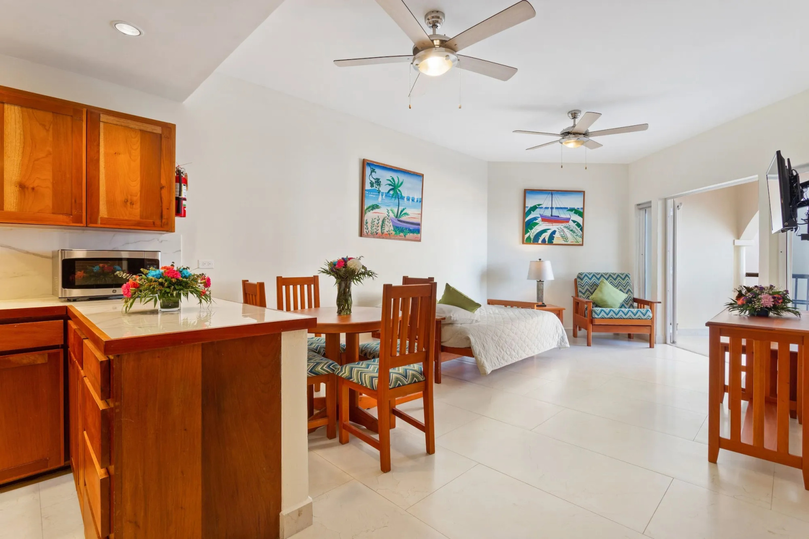 Sunbreeze Suites