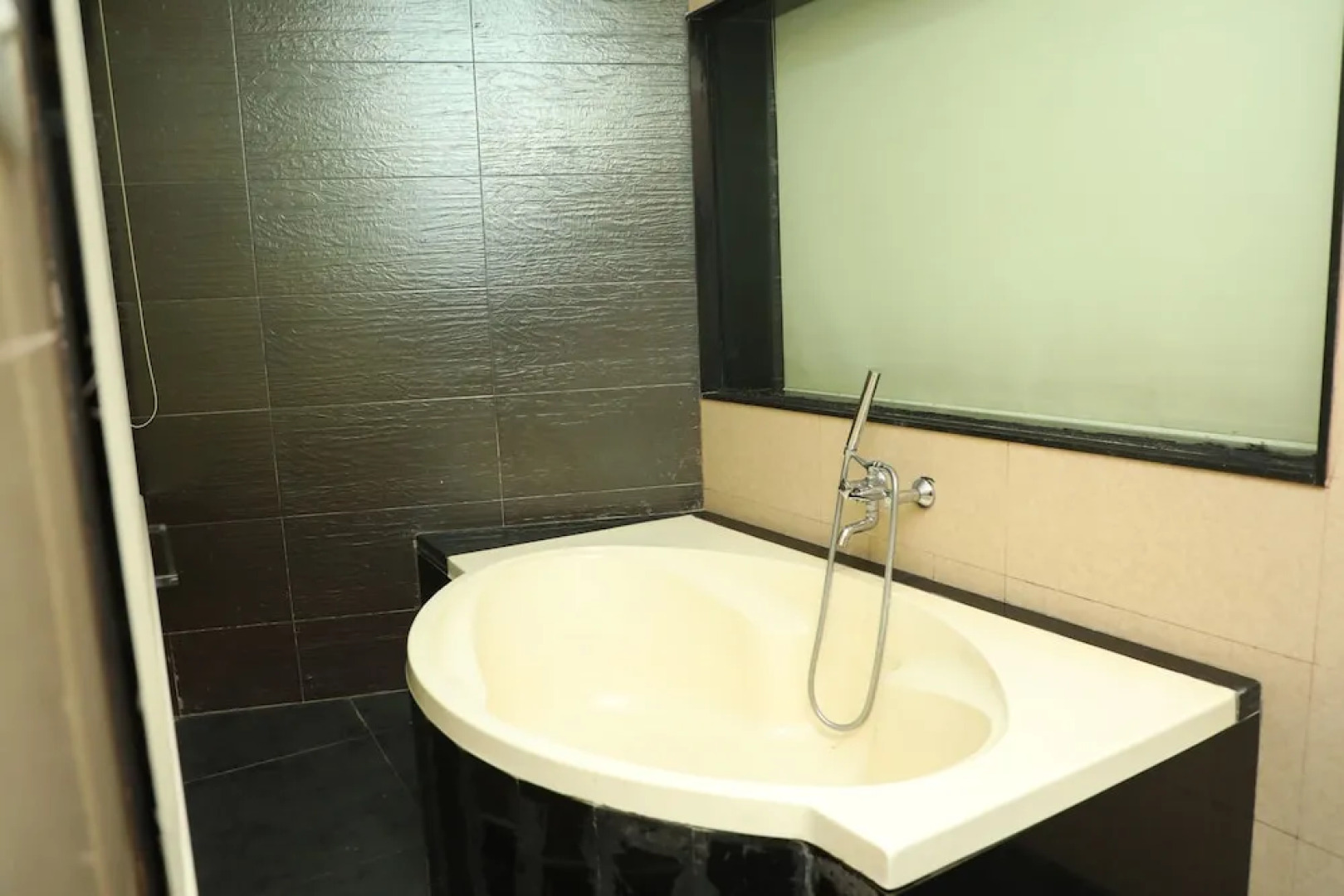 VITS Select Grand Inn, Ratnagiri