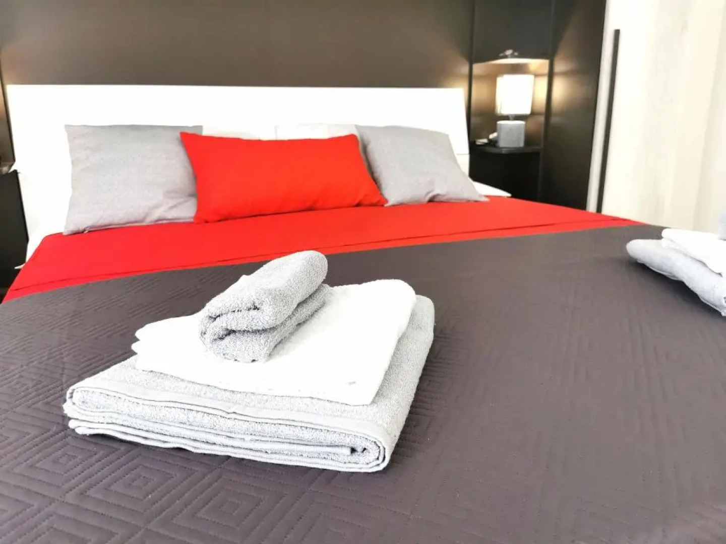 Don Carlo Casa Vacenze