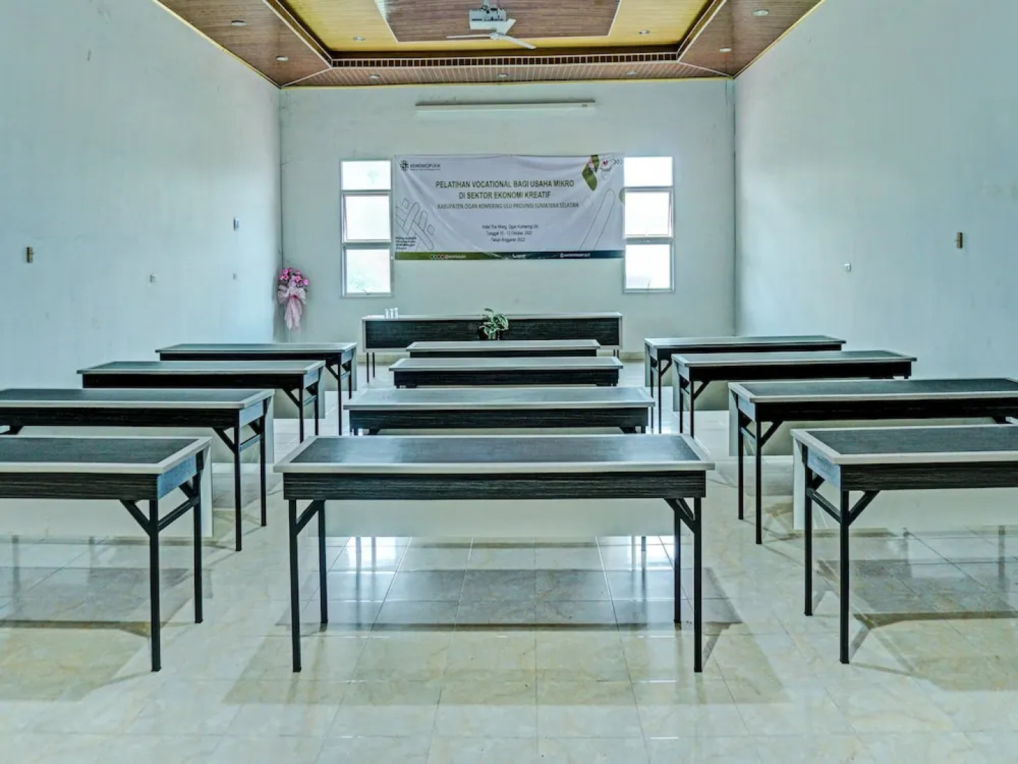 OYO 92152 Hotel The Wong