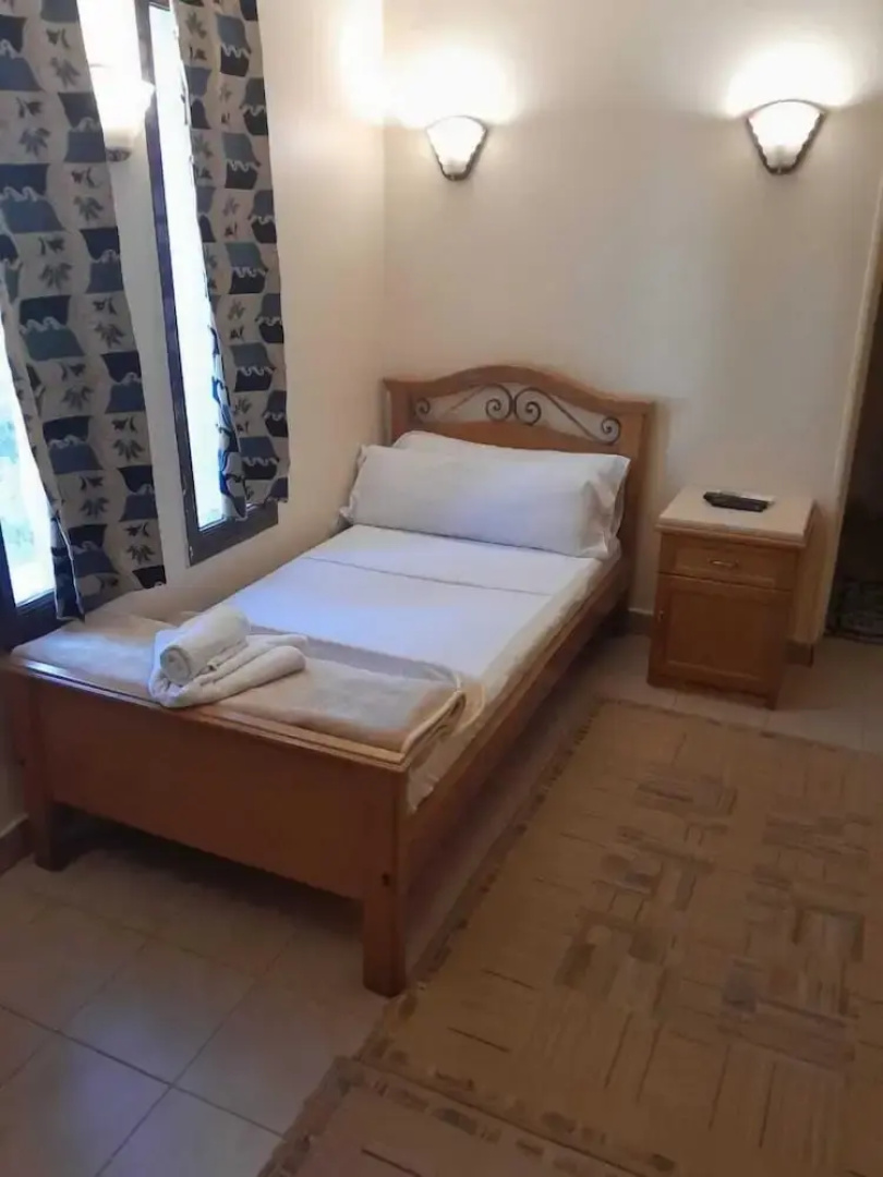 applicators hotel