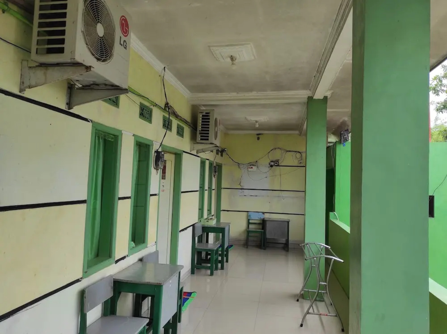 OYO 90333 Wisma Tenang Jaya Syariah