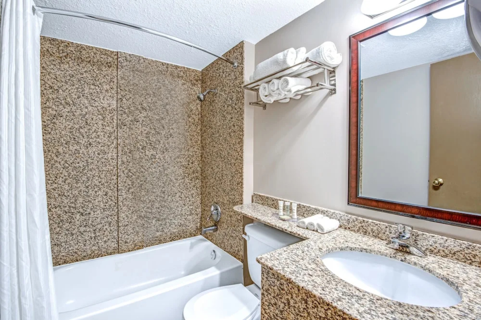 Red Maple inn and suites