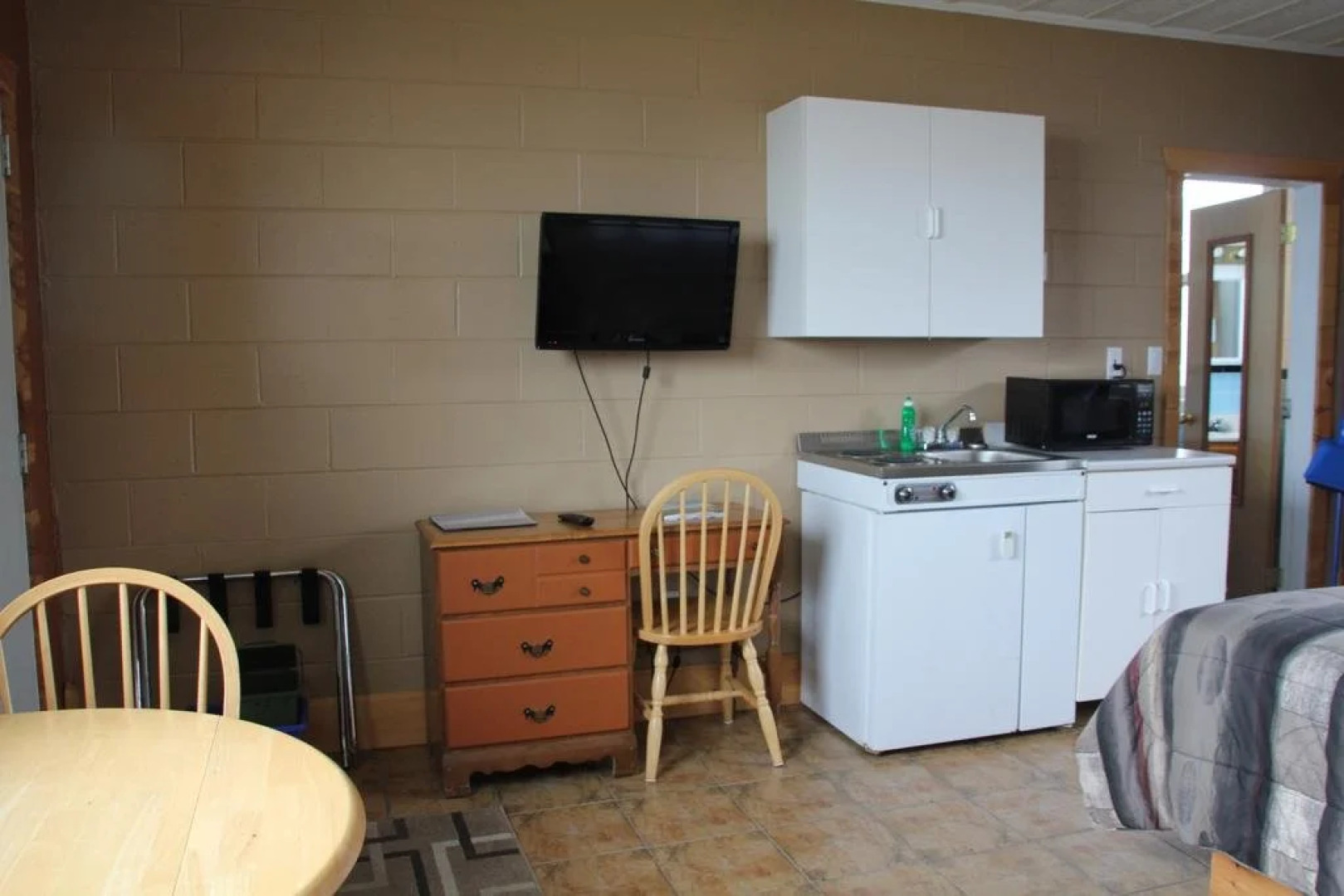 Mavillette Beach Lodge and RV Park