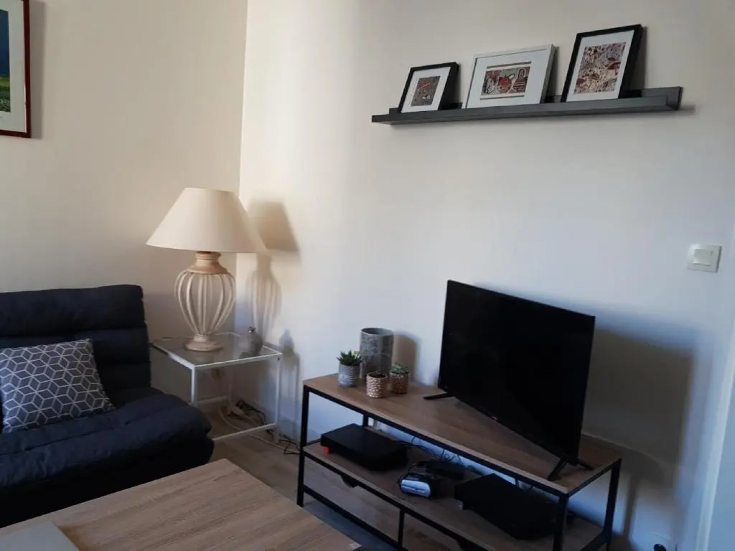 Les Gravelots (Adults Only)