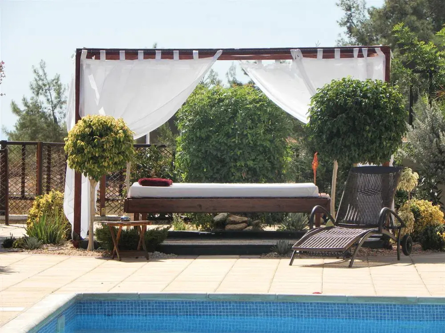 Villa Jasminum Bed & Breakfast