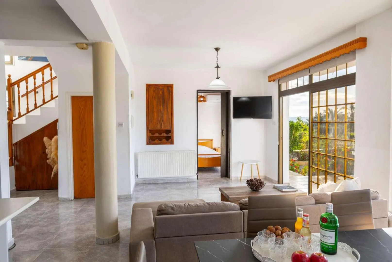 Villa Adonis Large Private Pool Walk to Beach