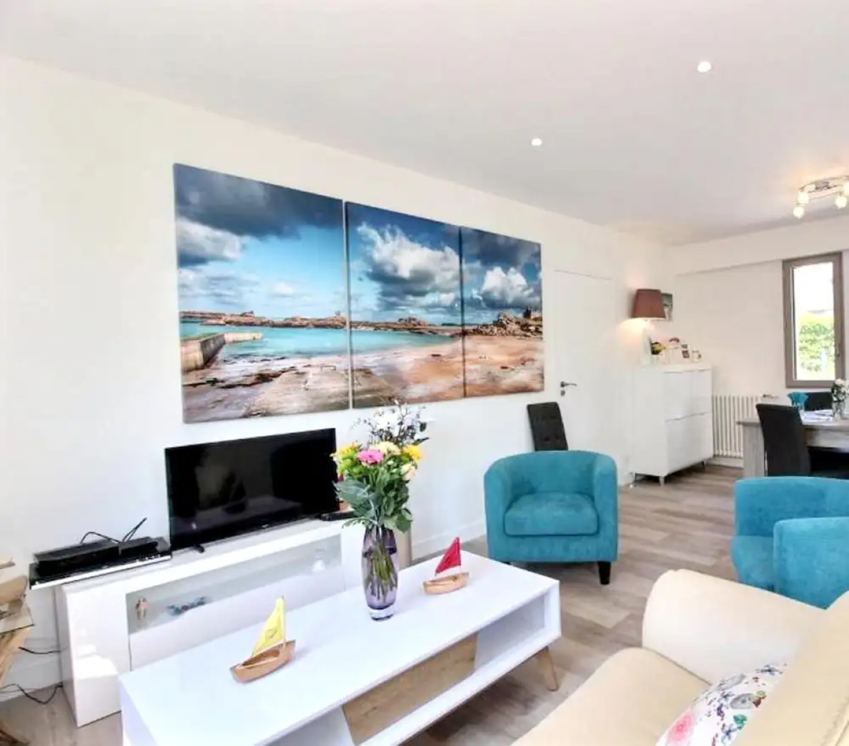 House With 2 Bedrooms In Perros Guirec With Enclosed Garden And Wifi