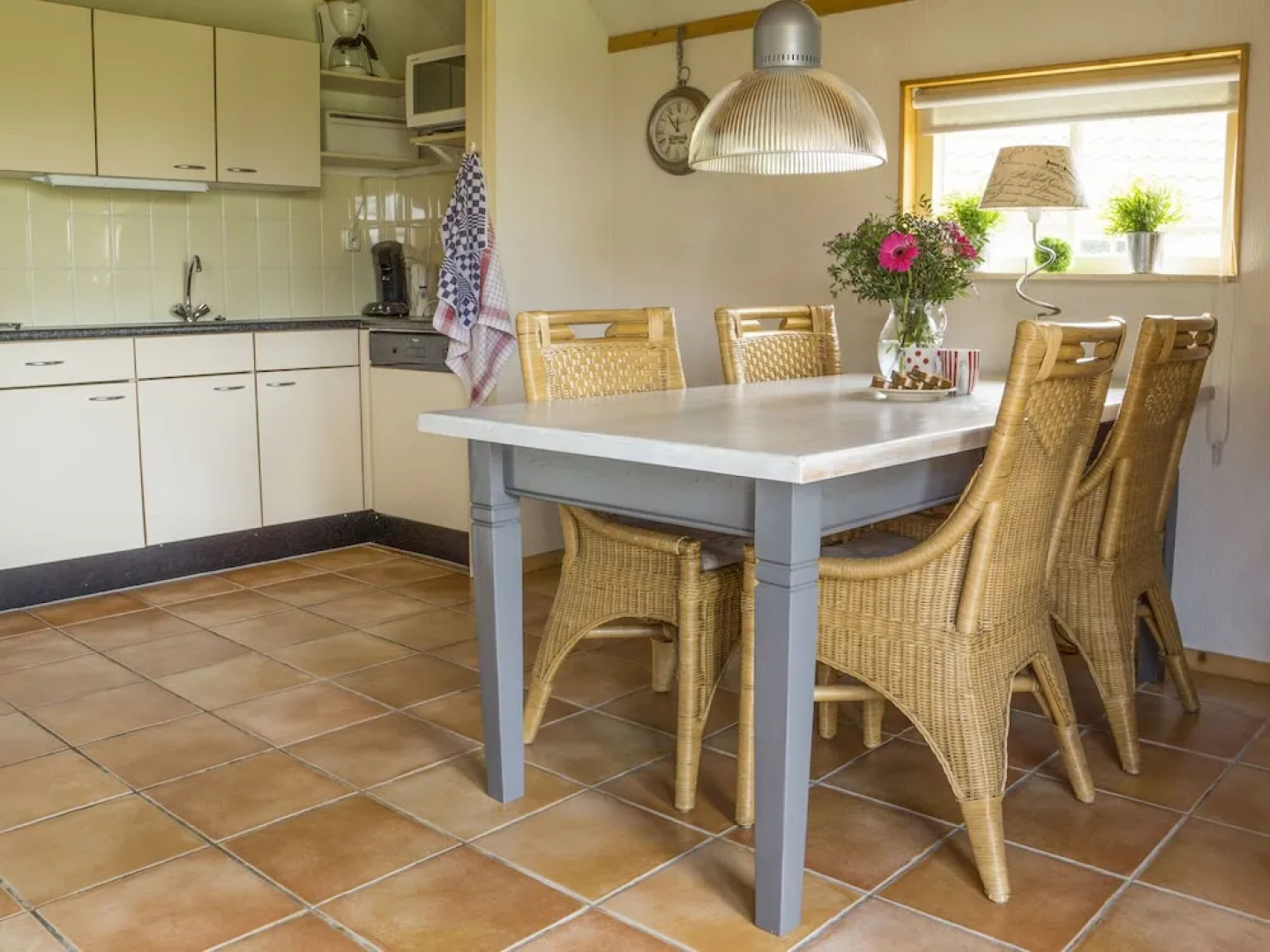 Comfy Holiday Home with Dishwasher near Meppel