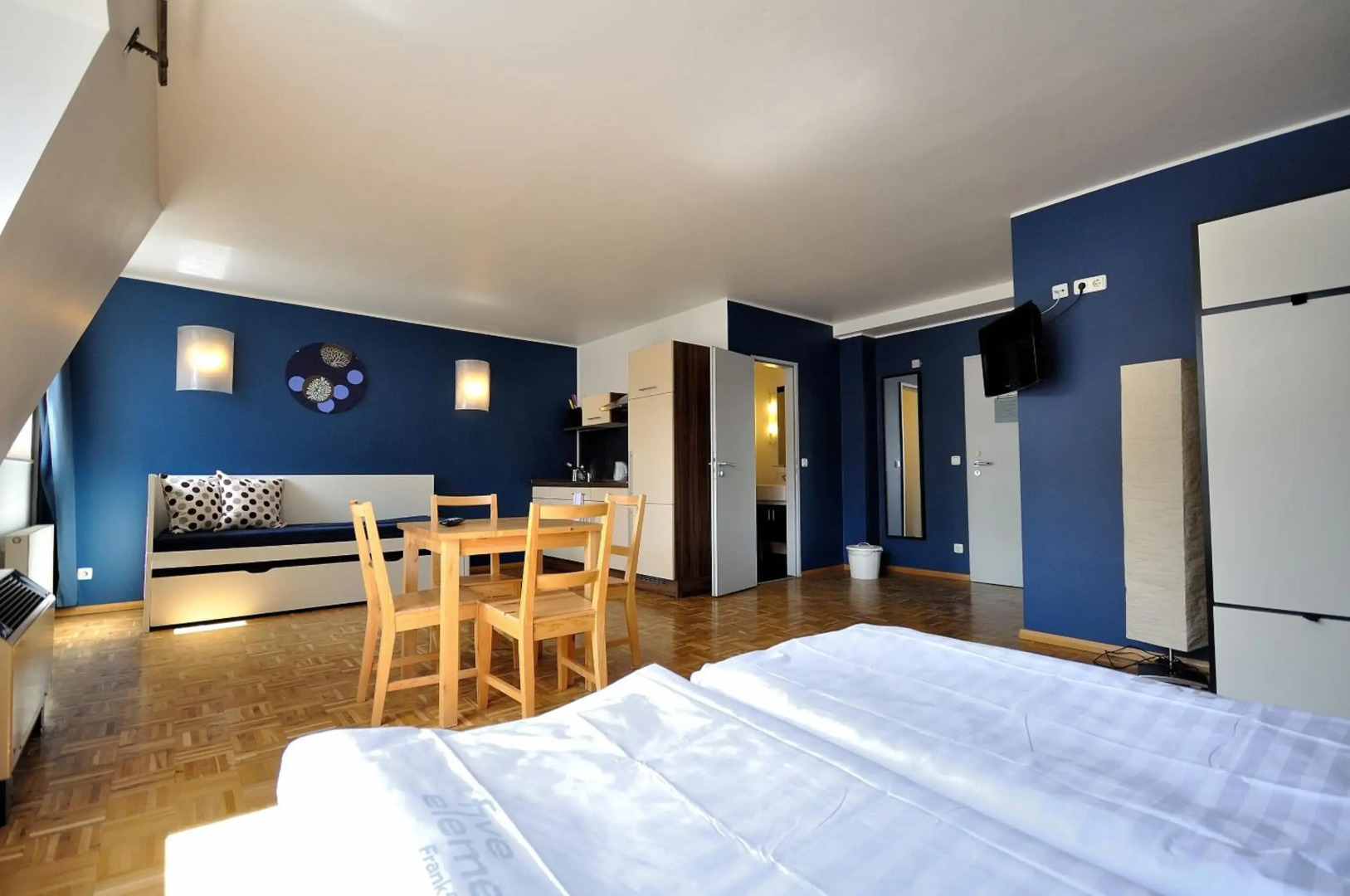 Five Elements Hostel