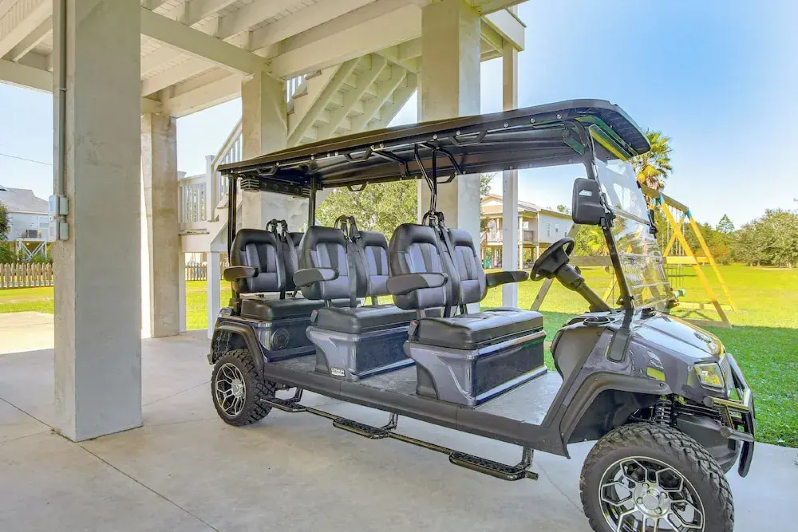 Walk to Beach: Oceanfront Home w/ Outdoor Kitchen