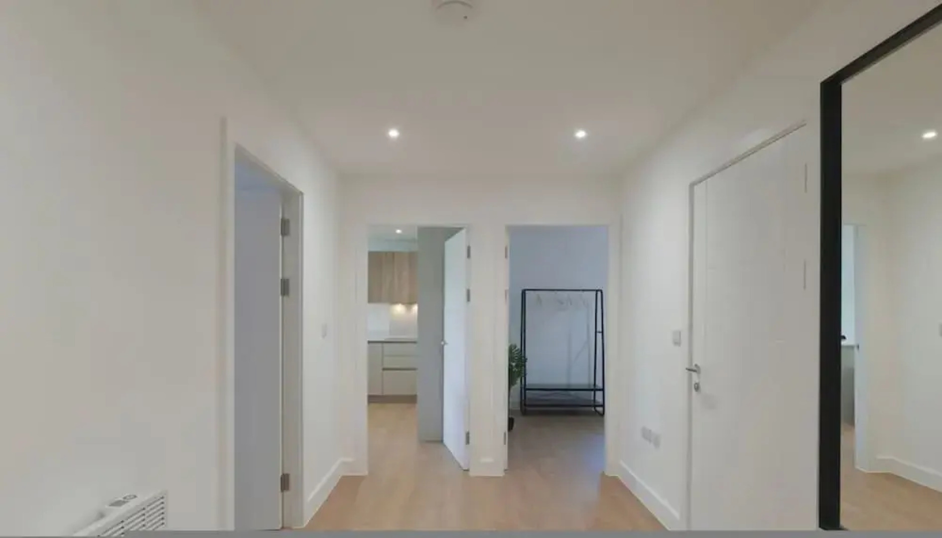 Luxury Manchester Apartment - Blue