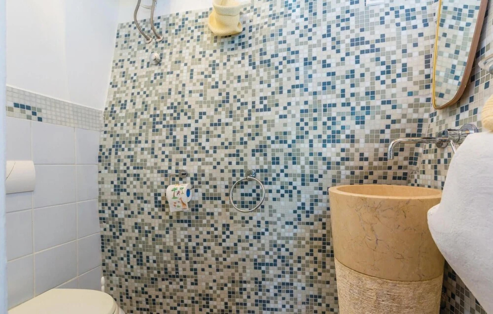 Awesome Home in Malinska With 3 Bedrooms, Outdoor Swimming Pool and Wifi