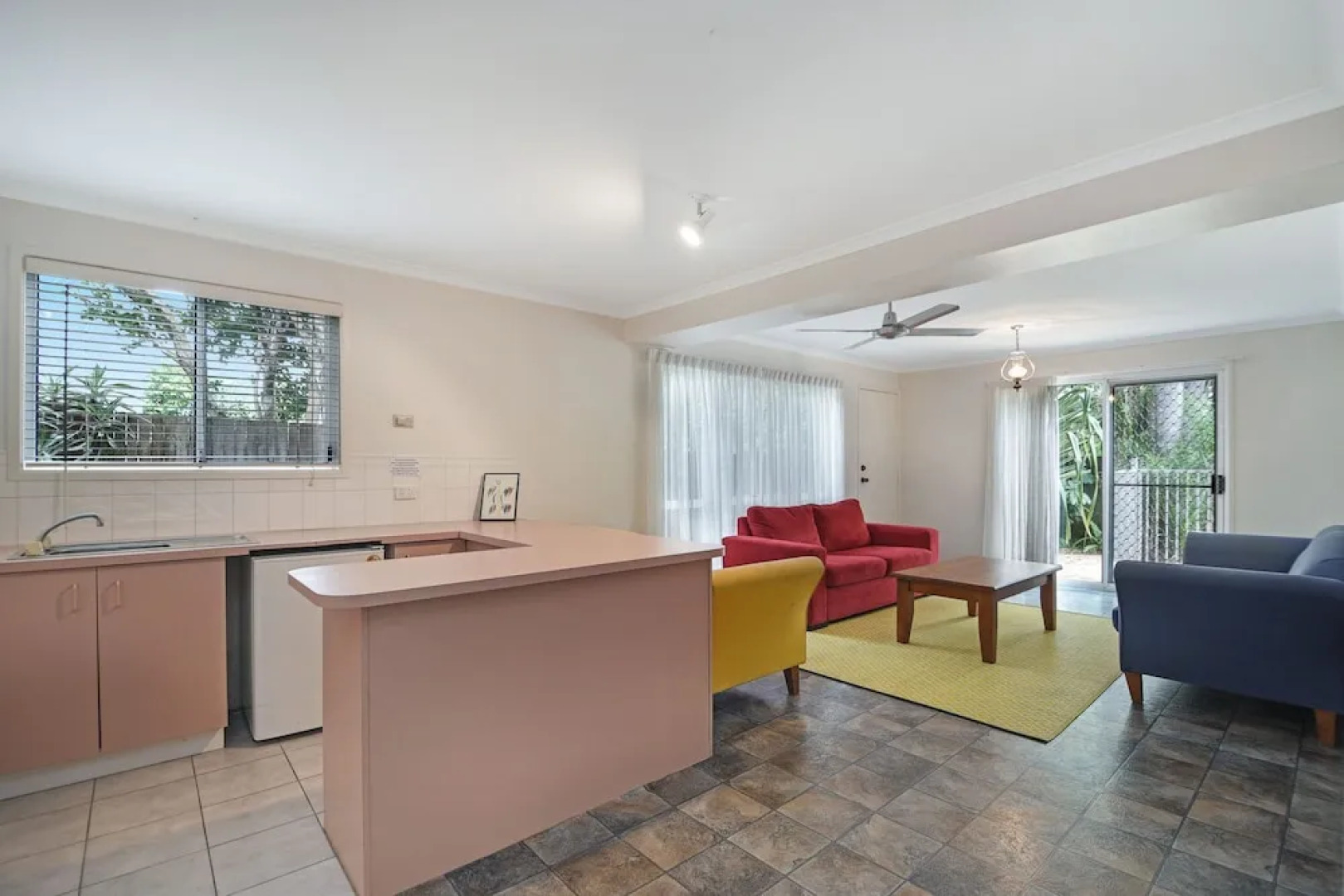 Beach Affair - 10 Callitris Crescent