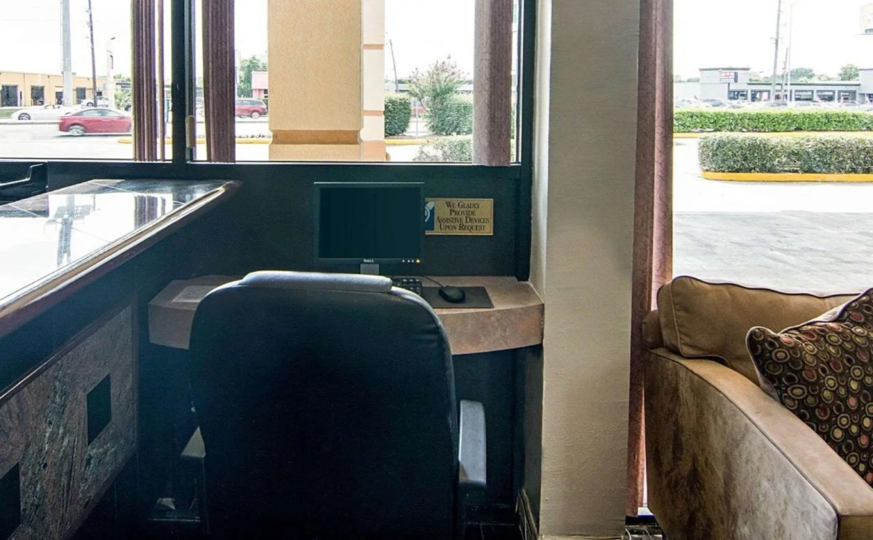 Econo Lodge Inn & Suites West - Energy Corridor