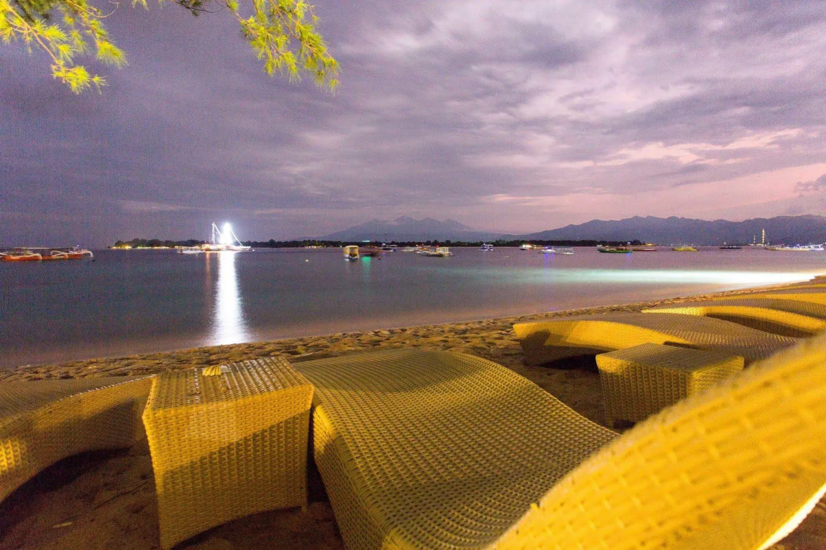 Bale Sampan Bungalows