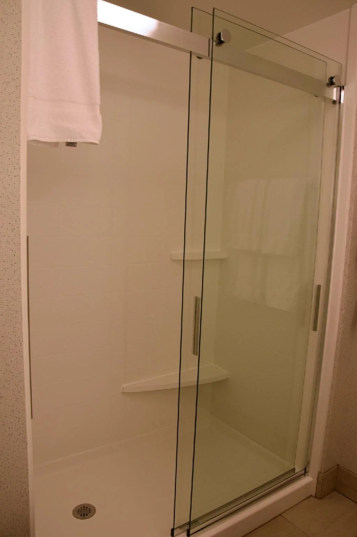 Holiday Inn Express & Suites Johnstown by IHG