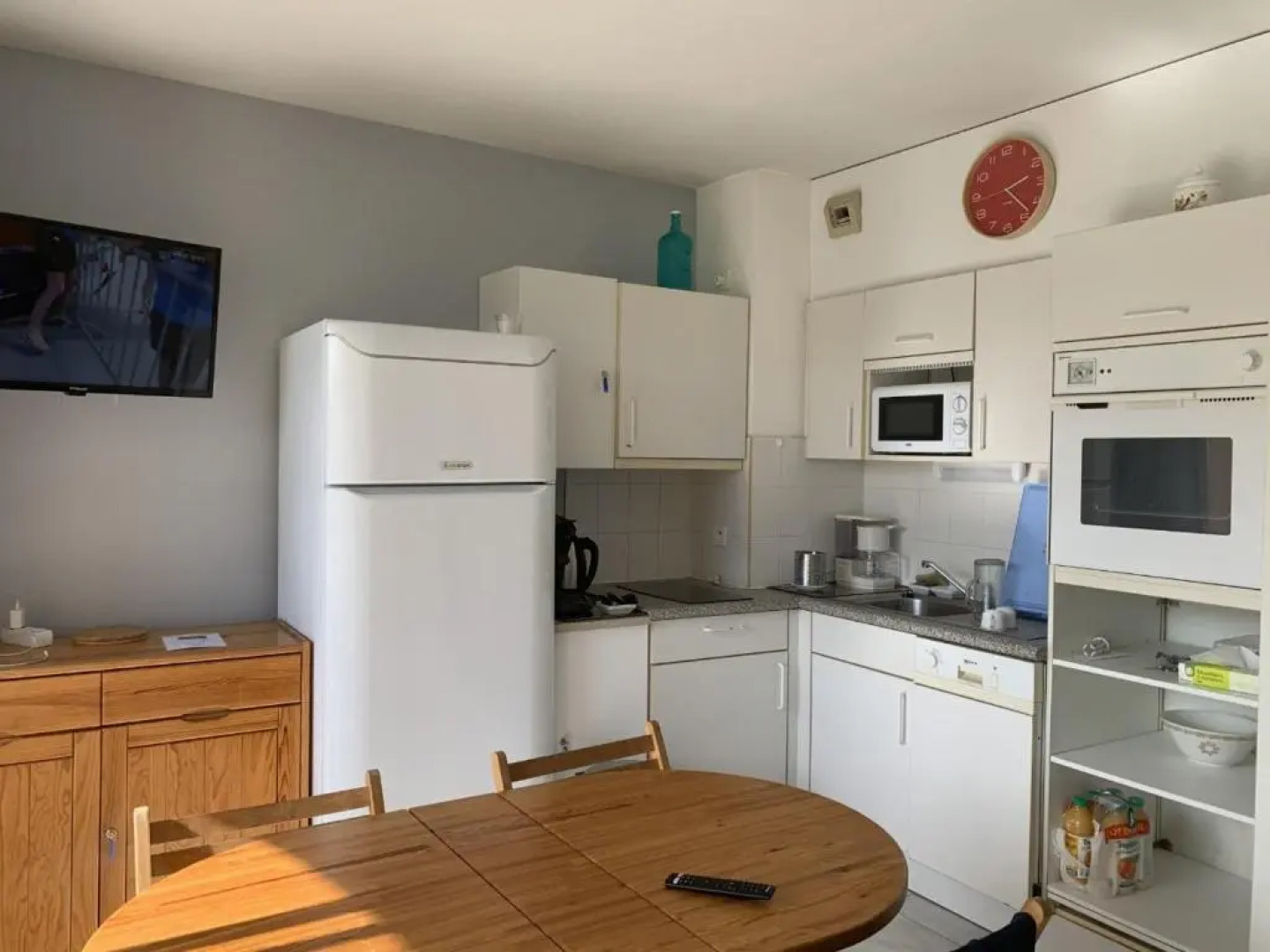 Appartement T2 cabine, capacité 4 personnes, à 600 m de la plage