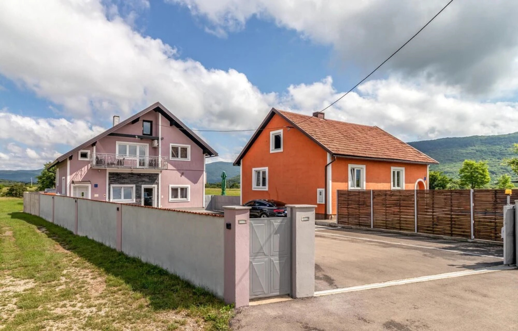 Beautiful Apartment in Otocac With Wifi and 2 Bedrooms