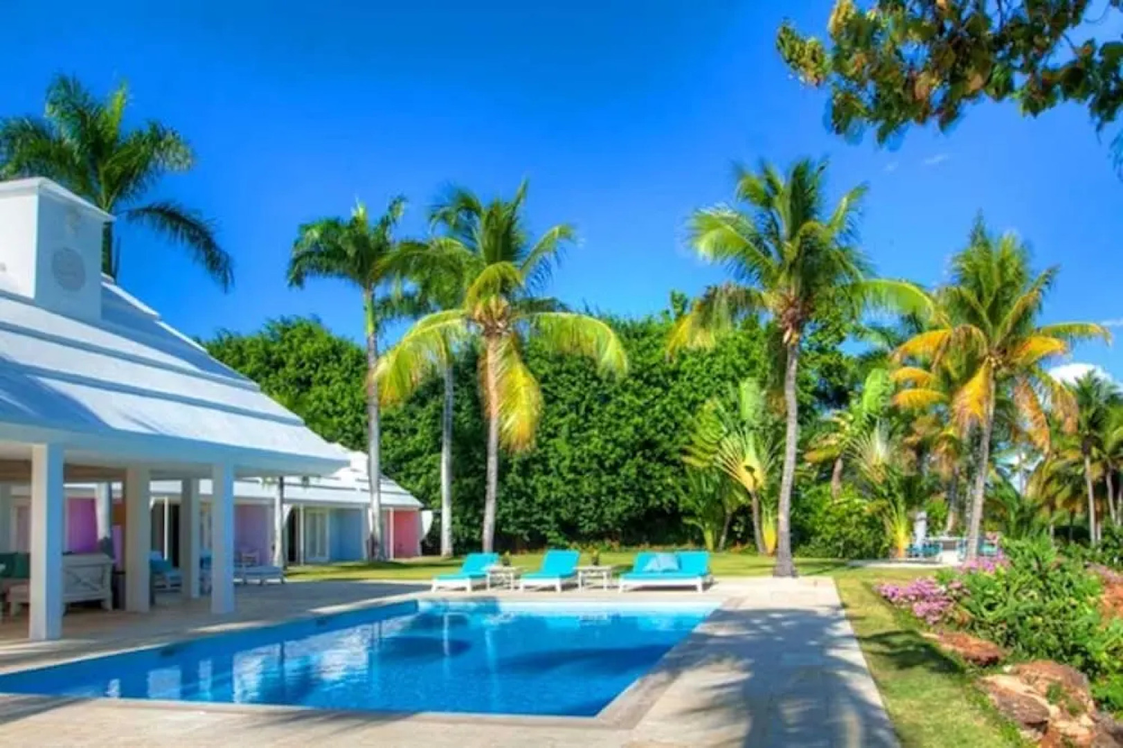 Casa Feliz by Unlimited Luxury Villas