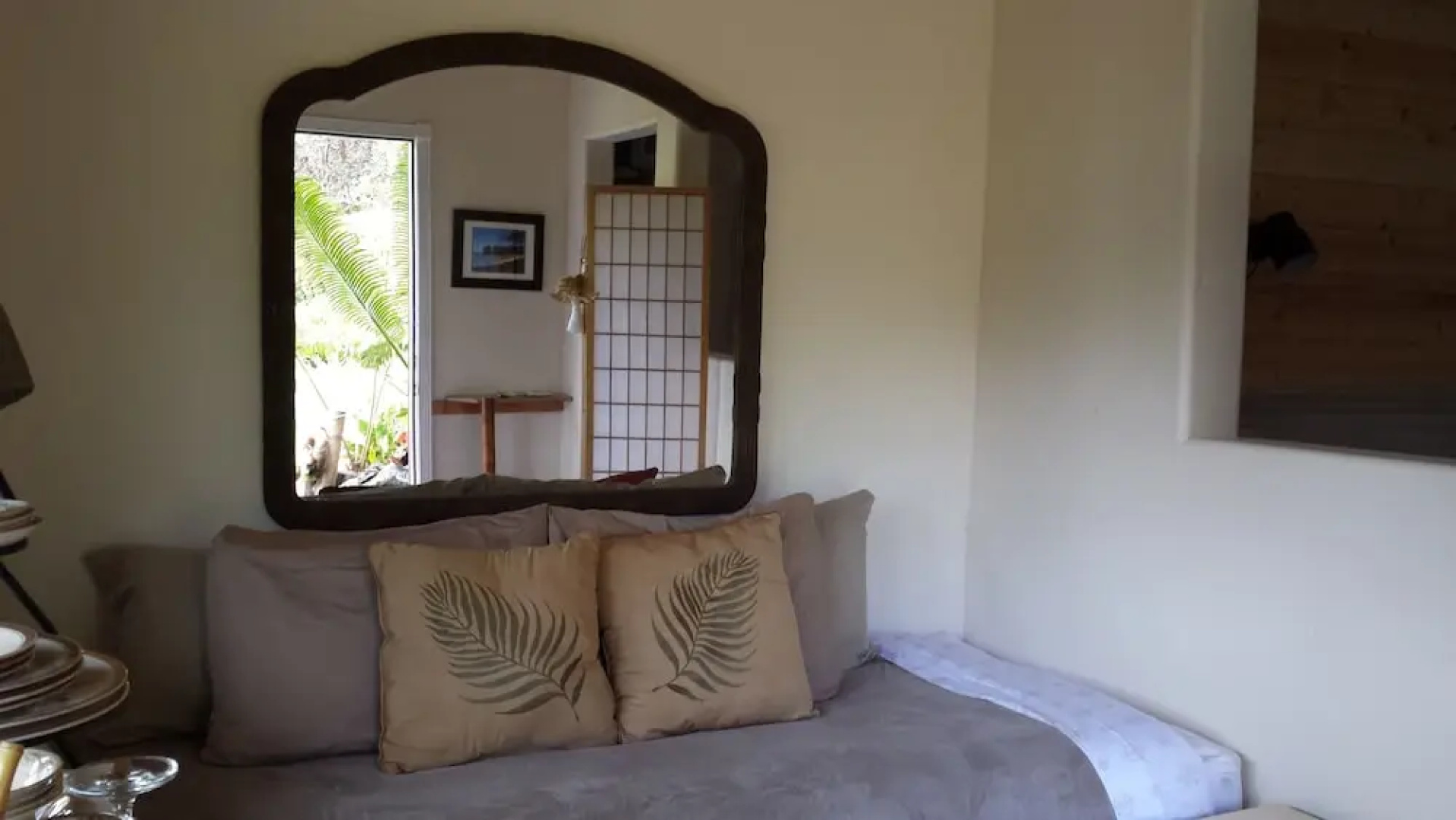 Aloha Crater Lodge and Lava Tube