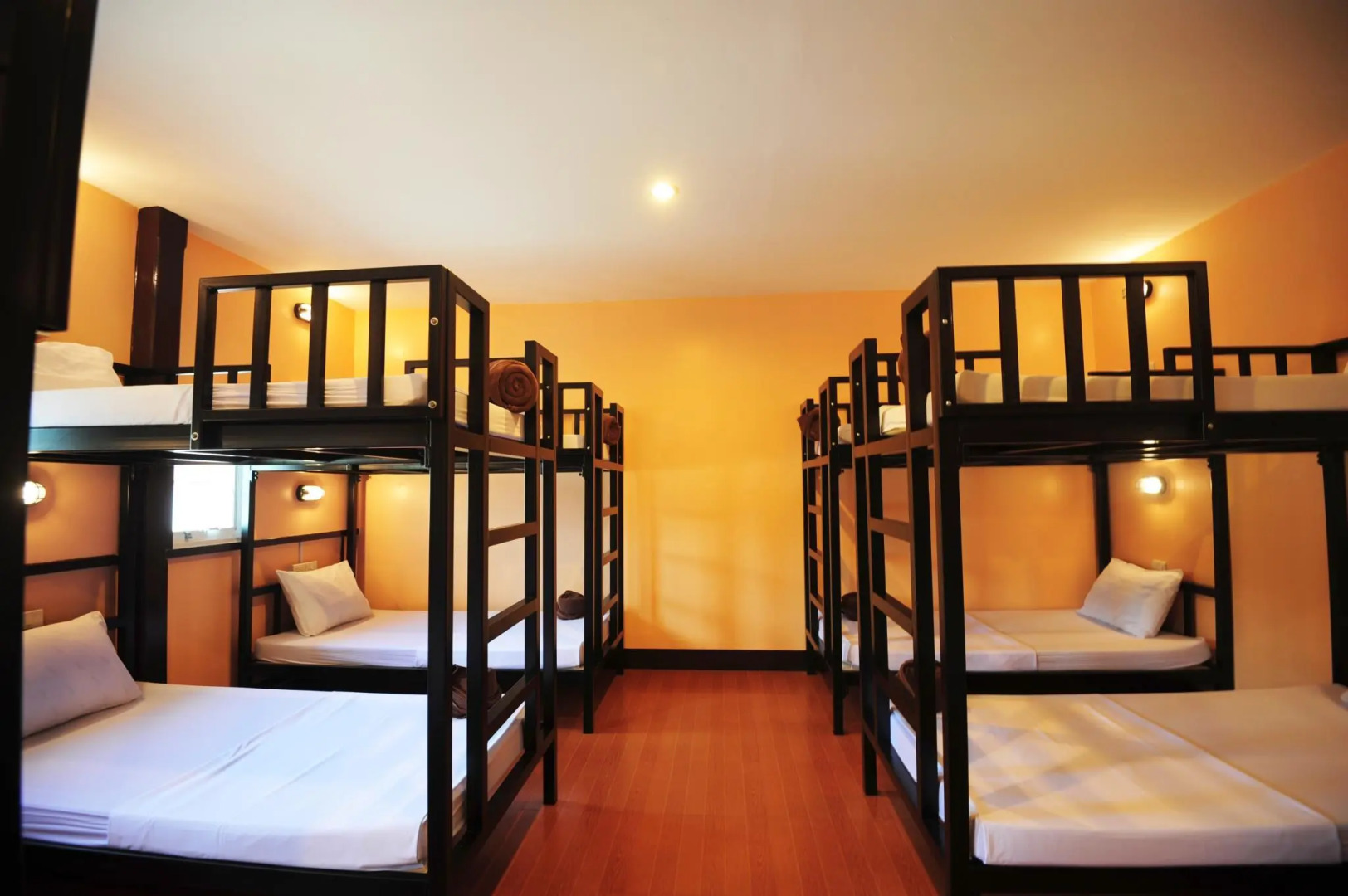 Twin Palms hostel Phi Phi