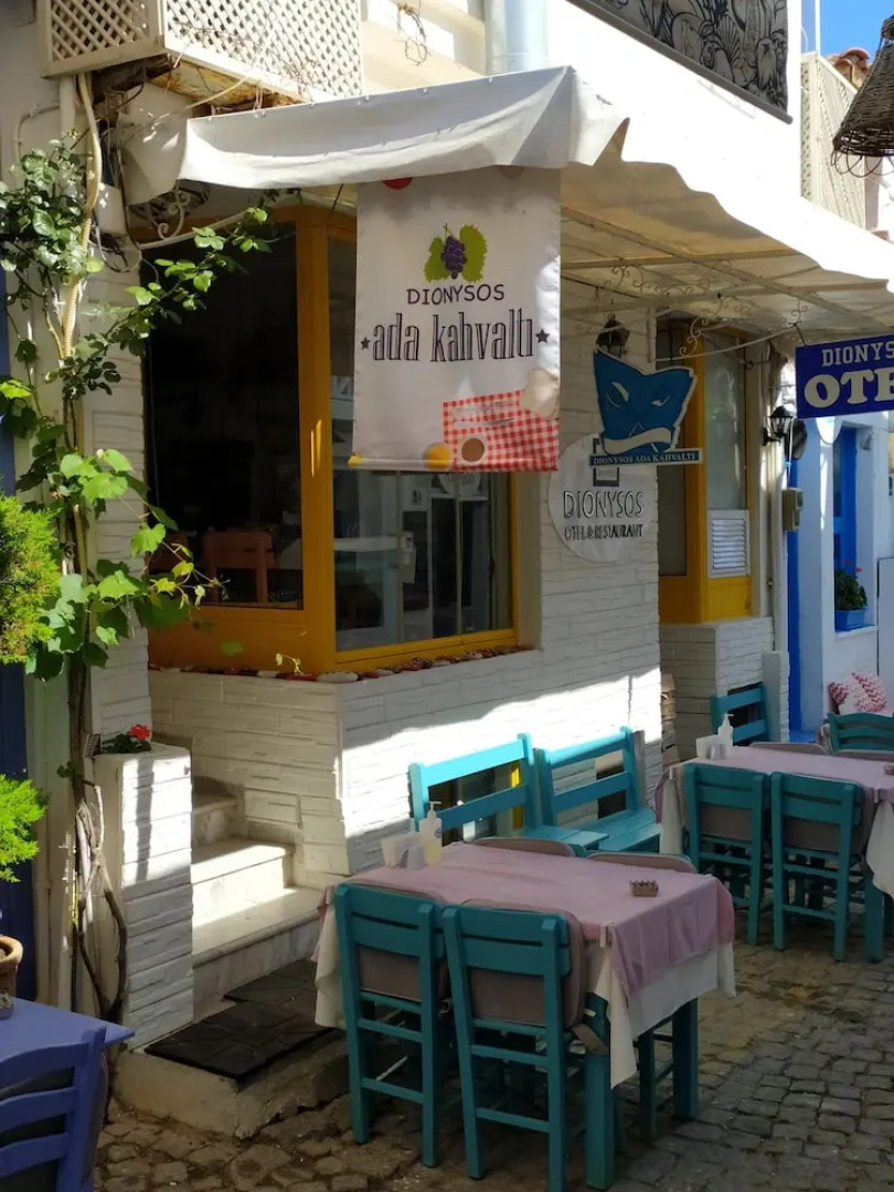 Dionysos Otel & Restoran & Ada Kahvaltı