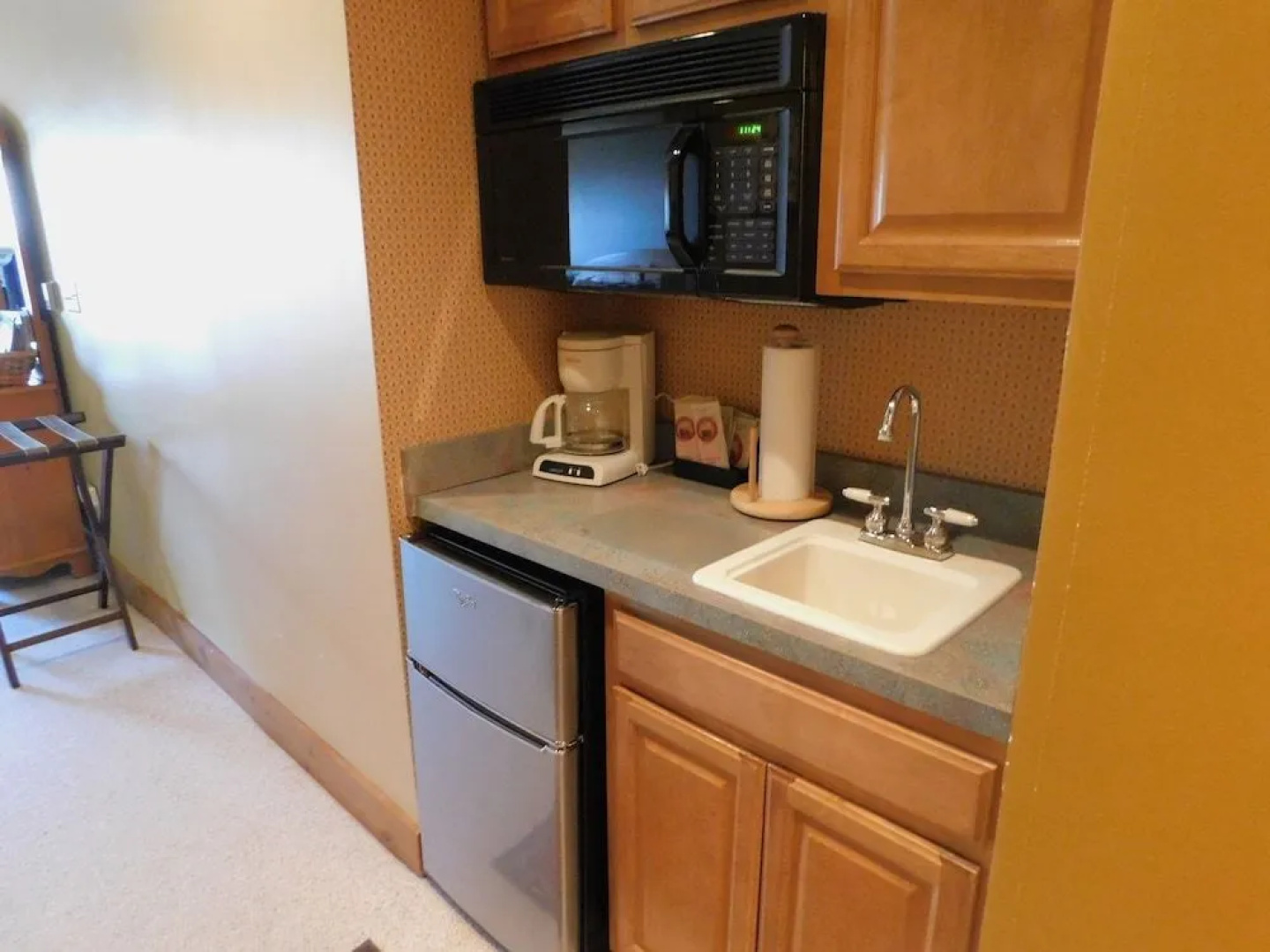 Longhollow Point Inn Studio 1105