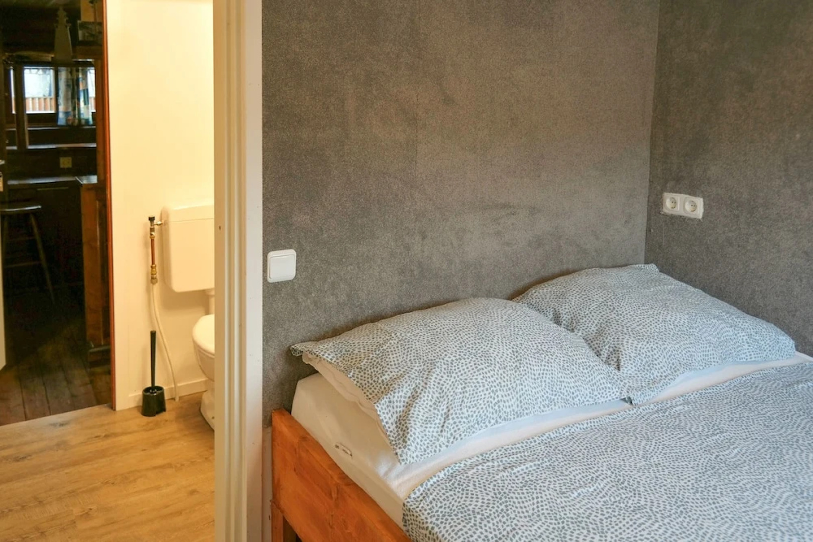 8 Pers Large Seaside Home in Front of the Lauwersmeer