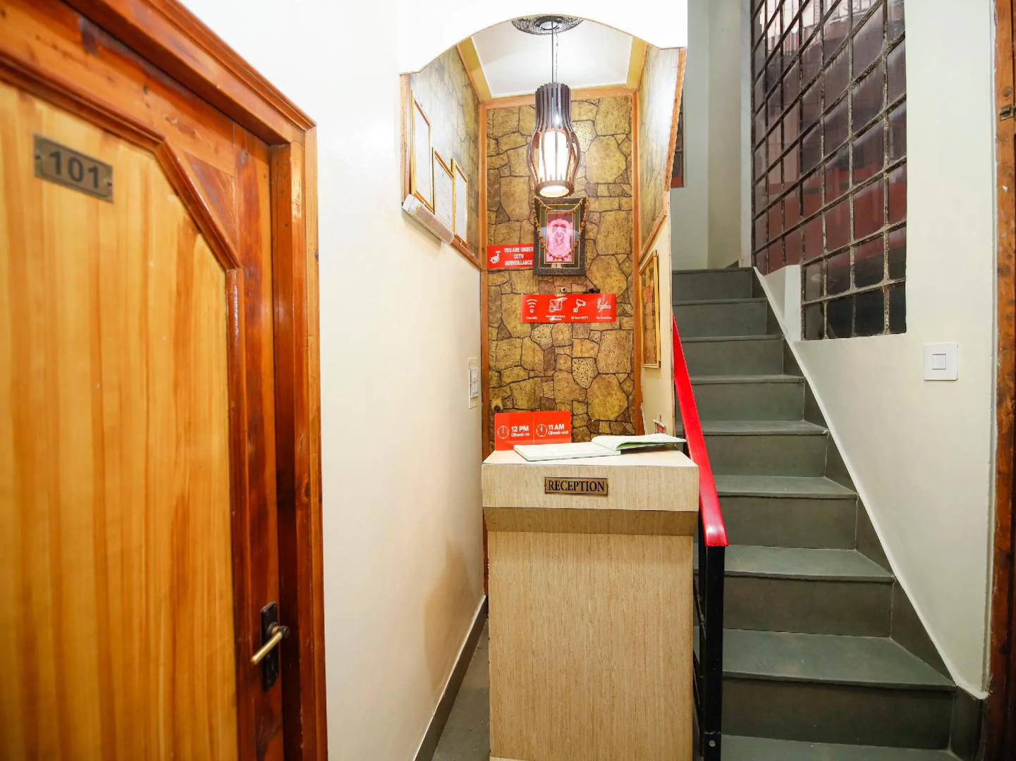 OYO 26599 Hotel Balaji Inn