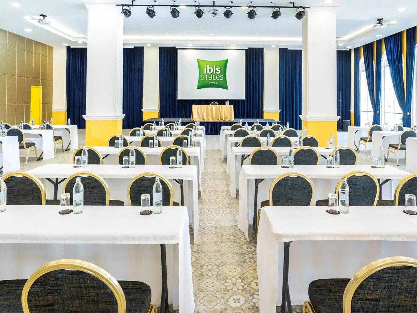 Chiangkhong Teak Garden Riverfront Onsen Hotel